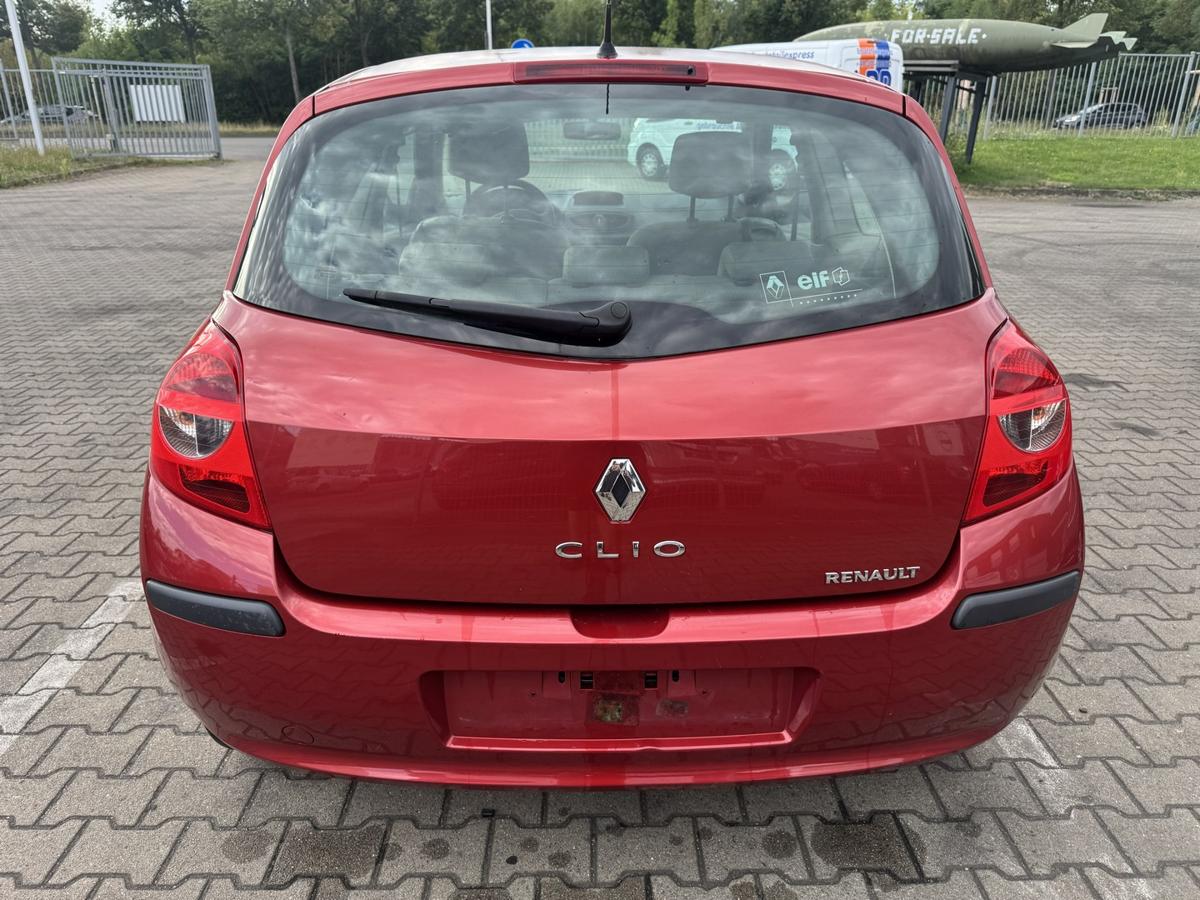 Renault Clio 3 original Kotfl&uuml;gel vorn links TEB76 red of fire Index 185 Bj.2005